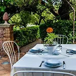Bed & Breakfast Donnasilia 3*