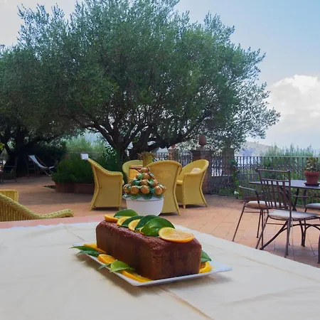 Donnasilia ベッド・アンド・ブレックファスト 3*