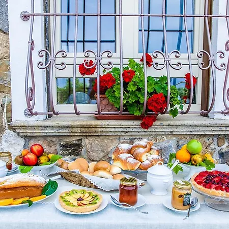 Bed & Breakfast Donnasilia 3*