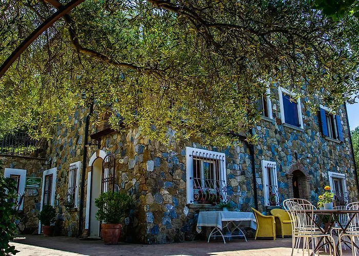 ベッド・アンド・ブレックファスト Donnasilia 3*